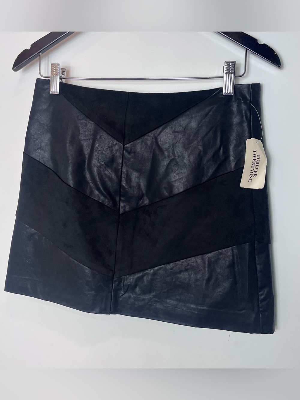 Forever 21 Black Chevron Two Tone Faux Suede Leather Panel Mini Skirt NWT M